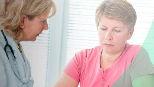 Диагностика ипохондрии Врач беседует с пациенткой